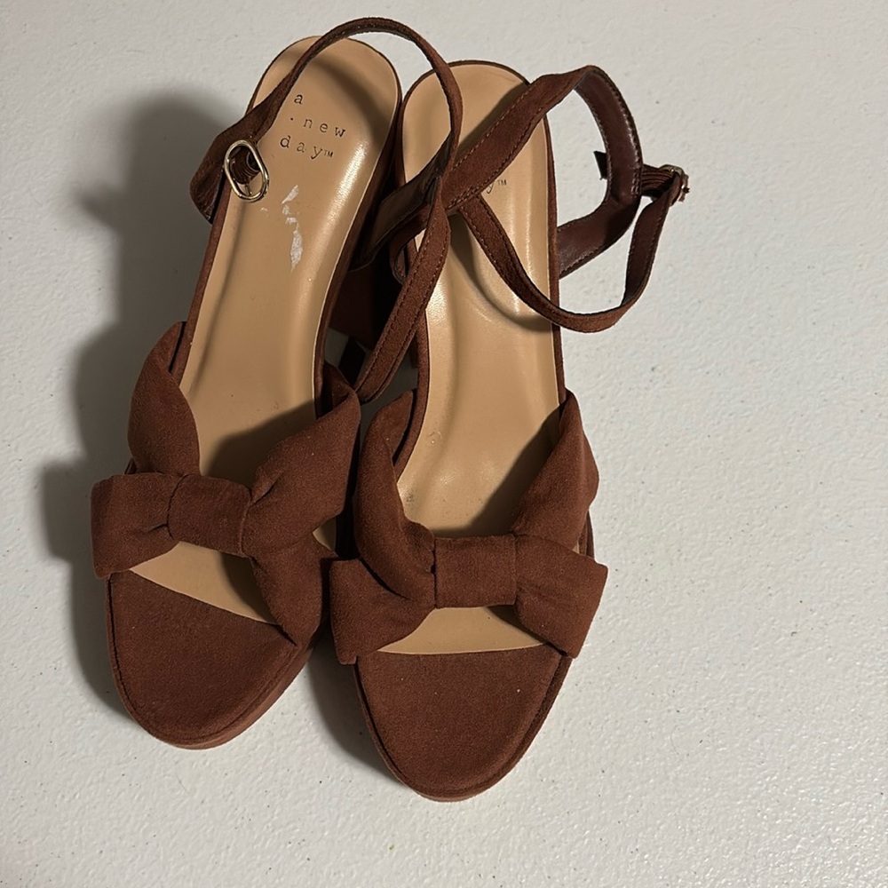 A New Day Women's Brown Heels 8.5
